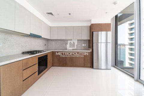 Apartment in EMAAR Beachfront, Dubai Harbour, Dubai 2 bedrooms, 121 sq.m. № 8747 - photo 7