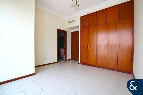 Apartamento en Jumeirah Lake Towers, Dubai, 3 dormitorios, 231 m², № 78560 - foto 3