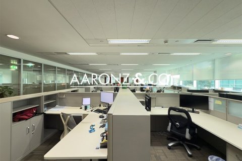 Bureau à Sheikh Zayed Road, Dubai, 534.4 m², № 78450 - photo 1