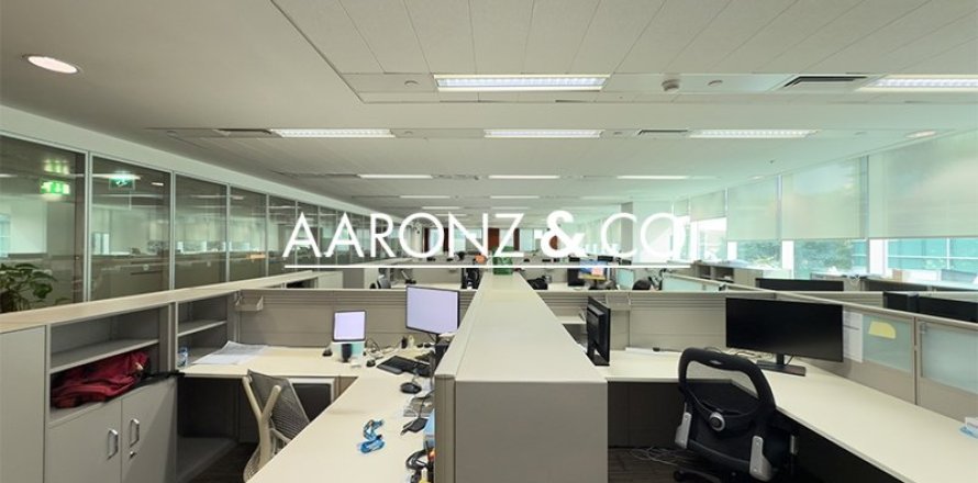 Bureau à Sheikh Zayed Road, Dubai, 534.4 m², № 78450