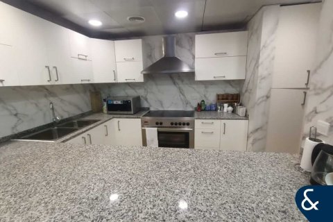 Apartamento en Greens, Dubai, 2 dormitorios, 131 m², № 78557 - foto 5