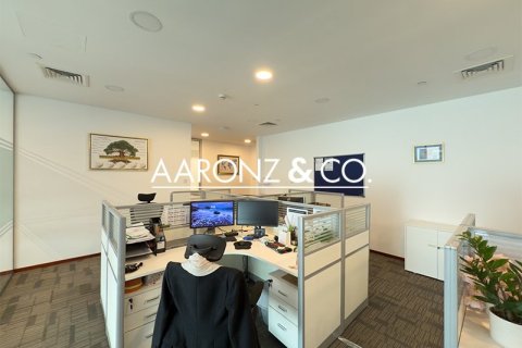 Bureau à Sheikh Zayed Road, Dubai, 178.6 m², № 78451 - photo 7