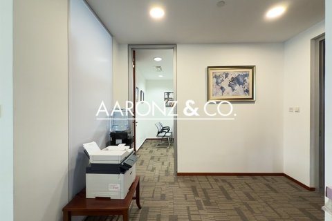 Bureau à Sheikh Zayed Road, Dubai, 178.6 m², № 78451 - photo 9