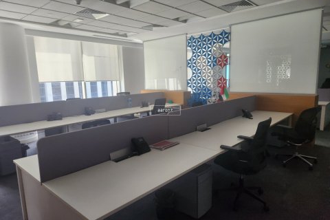 Oficina en Downtown Dubai (Downtown Burj Dubai), Dubai, 539.2 m², № 42704 - foto 2