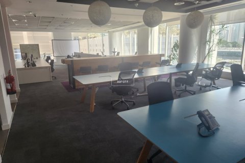 Oficina en Downtown Dubai (Downtown Burj Dubai), Dubai, 539.2 m², № 42704 - foto 1