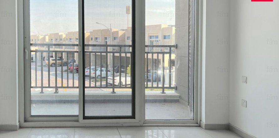Maison de ville à Dubai, 3 chambres, 154.9 m², № 59626