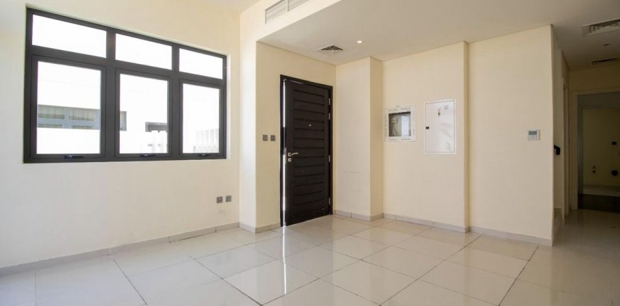 Villa in Dubai 3 bedrooms, 174.7 sq.m. № 59636