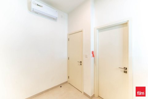 Villa in Dubai 3 bedrooms, 174 sq.m. № 59622 - photo 8