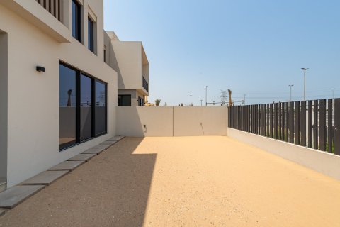Adosado en Jebel Ali, Dubai, 4 dormitorios, 316.33 m², № 138954 - foto 12