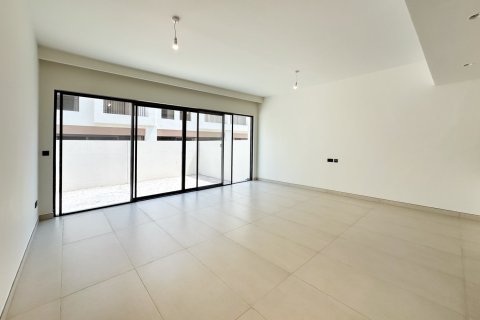 Townhouse in Damac Lagoons, Dubai 5 bedrooms, 183.6 sq.m. № 138953 - photo 11