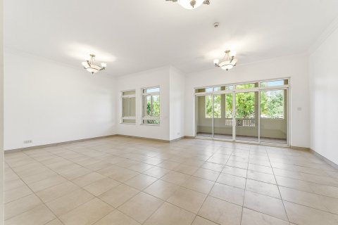 Apartment in Dubai Festival City, Dubai 3 bedrooms, 210.8 sq.m. № 138947 - photo 2