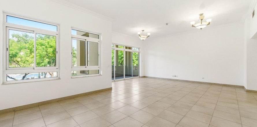 Apartment in Dubai Festival City, Dubai 3 bedrooms, 210.8 sq.m. № 138947
