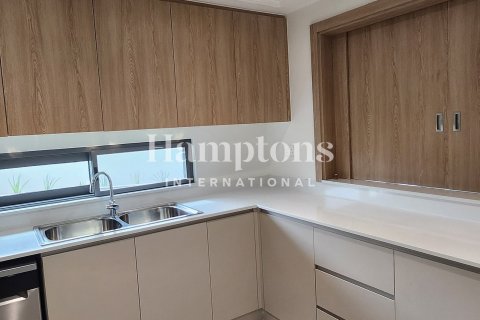 Villa en Dubai South (Dubai World Central), Dubai, 4 dormitorios, 405.05708000 m², № 70878 - foto 15