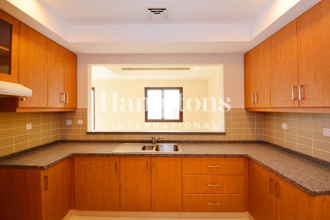 Снять в аренду виллу в Al Reem, Арабиан Ранчес, Дубай: 3 спальни, 289.50990278м², № 70879 - фото 11