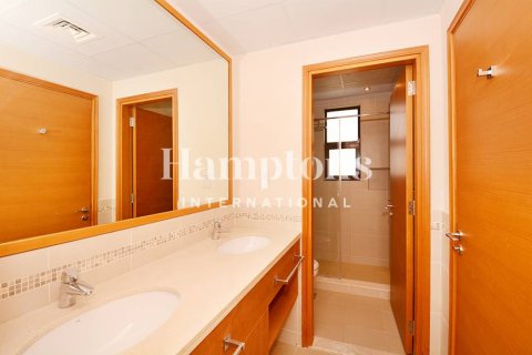 Снять в аренду виллу в Al Reem, Арабиан Ранчес, Дубай: 3 спальни, 289.50990278м², № 70879 - фото 21