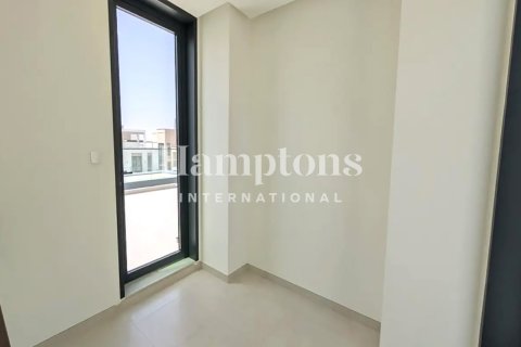 Villa in Arabian Ranches 3, Dubai 4 bedrooms, 490.43493700 sq.m. № 70877 - photo 17