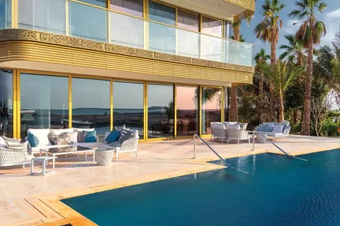 Villa à Dubai, 7 chambres, 1966 m², № 84357 - photo 4