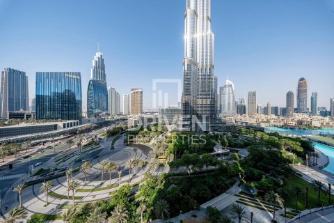 Apartment in The Address Residences Dubai Opera, Downtown Dubai (Downtown Burj Dubai), Dubai 2 bedrooms, 148.55 sq.m. № 128411 - photo 2