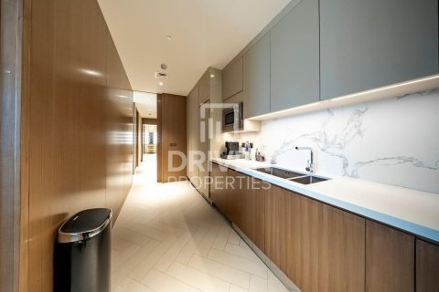 Apartment in The Address Residences Dubai Opera, Downtown Dubai (Downtown Burj Dubai), Dubai 2 bedrooms, 148.55 sq.m. № 128411 - photo 10