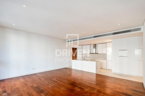 Apartment in City Walk, Dubai 2 bedrooms, 159.7 sq.m. № 128422 - photo 4