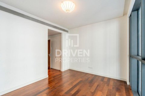 Apartment in City Walk, Dubai 2 bedrooms, 159.7 sq.m. № 128422 - photo 5