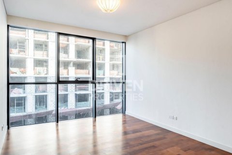 Apartment in City Walk, Dubai 2 bedrooms, 159.7 sq.m. № 128422 - photo 7