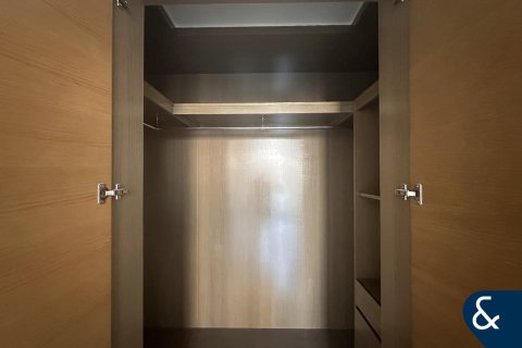 Apartamento en CLAREN TOWERS en Downtown Dubai (Downtown Burj Dubai), Dubai, 2 dormitorios, 114 m², № 76712 - foto 8