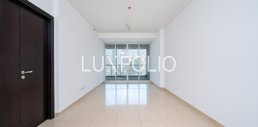Apartamento en Jumeirah Lake Towers, Dubai, 1 dormitorio, 120 m², № 46234