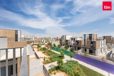 Villa à Dubai, 3 chambres, 168 m², № 49267 - photo 3