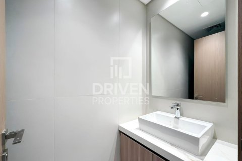 Apartment in Al Furjan, Dubai 2 bedrooms, 127.74 sq.m. № 135663 - photo 2