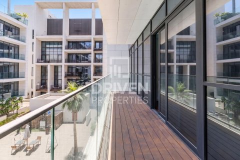 Apartment in City Walk, Dubai 1 bedroom, 109.72 sq.m. № 135662 - photo 2