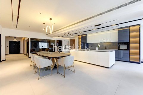 Penthouse in Dubai Marina, Dubai 4 bedrooms, 580 sq.m. № 43353 - photo 11