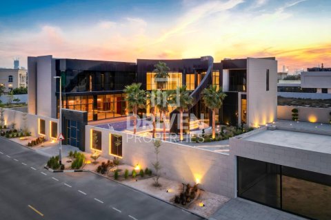 Villa à Al Barsha South, Al Barsha, Dubai, 6 chambres, 2148 m², № 18960 - photo 1