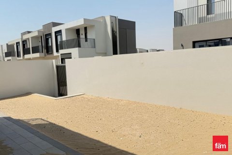 فيلا في دبي 4 غرف نوم, 319.9 م² رقم 48837 - صورة 15