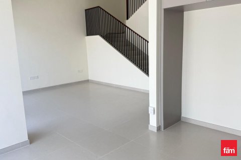 فيلا في دبي 4 غرف نوم, 319.9 م² رقم 48837 - صورة 2