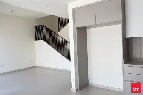 فيلا في دبي 4 غرف نوم, 319.9 م² رقم 48837 - صورة 4