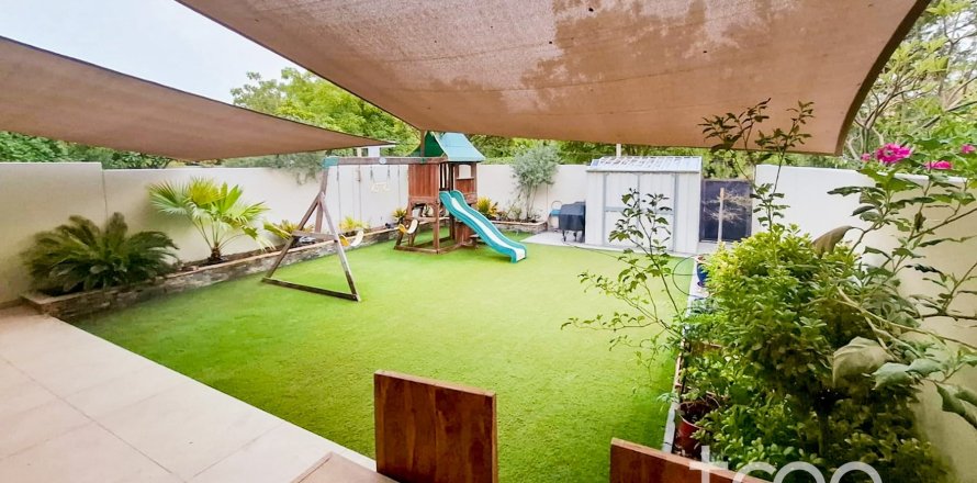 Adosado en Mira 2, Reem, Dubai, 3 dormitorios, 232.91 m², № 134635