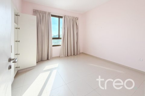 Townhouse in Town Square, Dubai 4 bedrooms, 228.63 sq.m. № 134530 - photo 2
