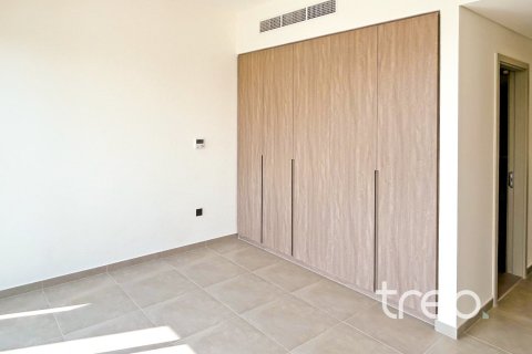 Townhouse in The Valley, Dubai 4 bedrooms, 217.39 sq.m. № 134537 - photo 7