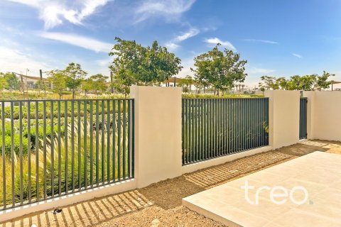 Townhouse in The Valley, Dubai 4 bedrooms, 217.39 sq.m. № 134537 - photo 3