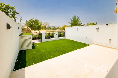 Townhouse in DAMAC Hills (Akoya by DAMAC), Dubai 3 bedrooms, 165 sq.m. № 134531 - photo 12
