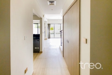 Townhouse in DAMAC Hills (Akoya by DAMAC), Dubai 3 bedrooms, 165 sq.m. № 134531 - photo 10