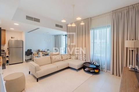 Купить таунхаус в Town Square, Дубай: 3 спальни, 194м², № 66130 - фото 2