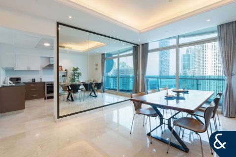 Apartment in Dubai Marina, Dubai 3 bedrooms, 202 sq.m. № 75688 - photo 17