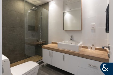 Apartment in Dubai Marina, Dubai 3 bedrooms, 202 sq.m. № 75688 - photo 16