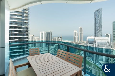 Apartment in Dubai Marina, Dubai 3 bedrooms, 202 sq.m. № 75688 - photo 6