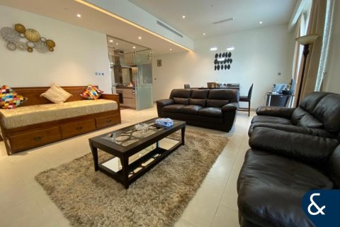 Apartment in Sobha Hartland, Mohammed Bin Rashid City, Dubai 2 bedrooms, 155 sq.m. № 75701 - photo 3