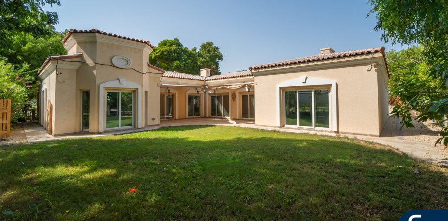 Villa en Green Community West, Green Community, Dubai, 4 dormitorios, 404 m², № 75690