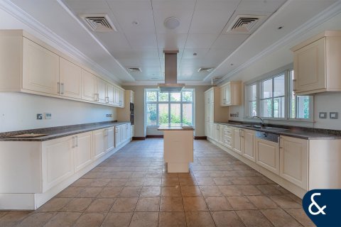 Купить виллу в Джумейра Гольф Эстейтс, Дубай: 5 спален, 523м², № 75699 - фото 5