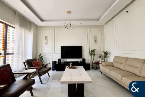 Apartment in Shams 1, Jumeirah Beach Residence, Dubai 3 bedrooms, 175 sq.m. № 76496 - photo 2